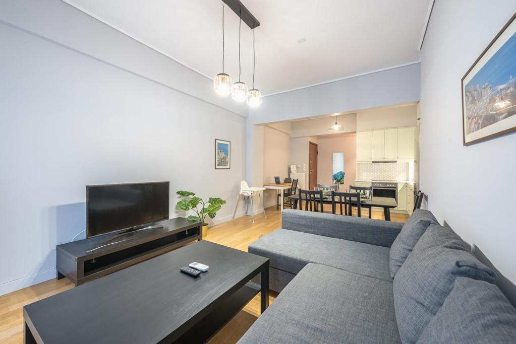 Pame Rentals - 2Bd & 2Ba Home, 4 Min To Acropolis Athens Exterior photo