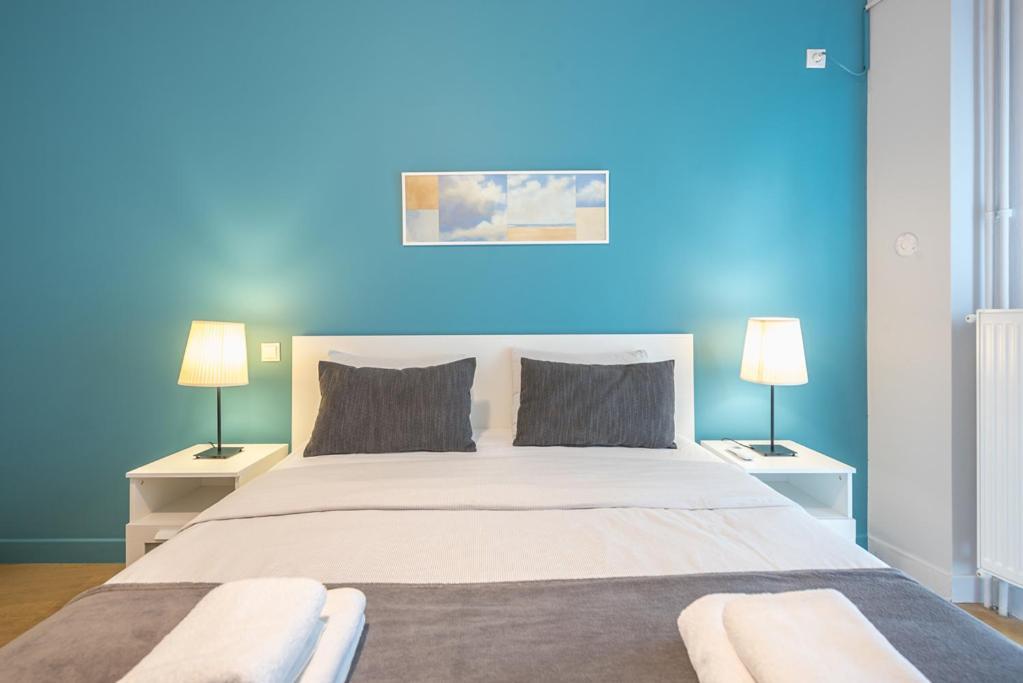 Pame Rentals - 2Bd & 2Ba Home, 4 Min To Acropolis Athens Exterior photo